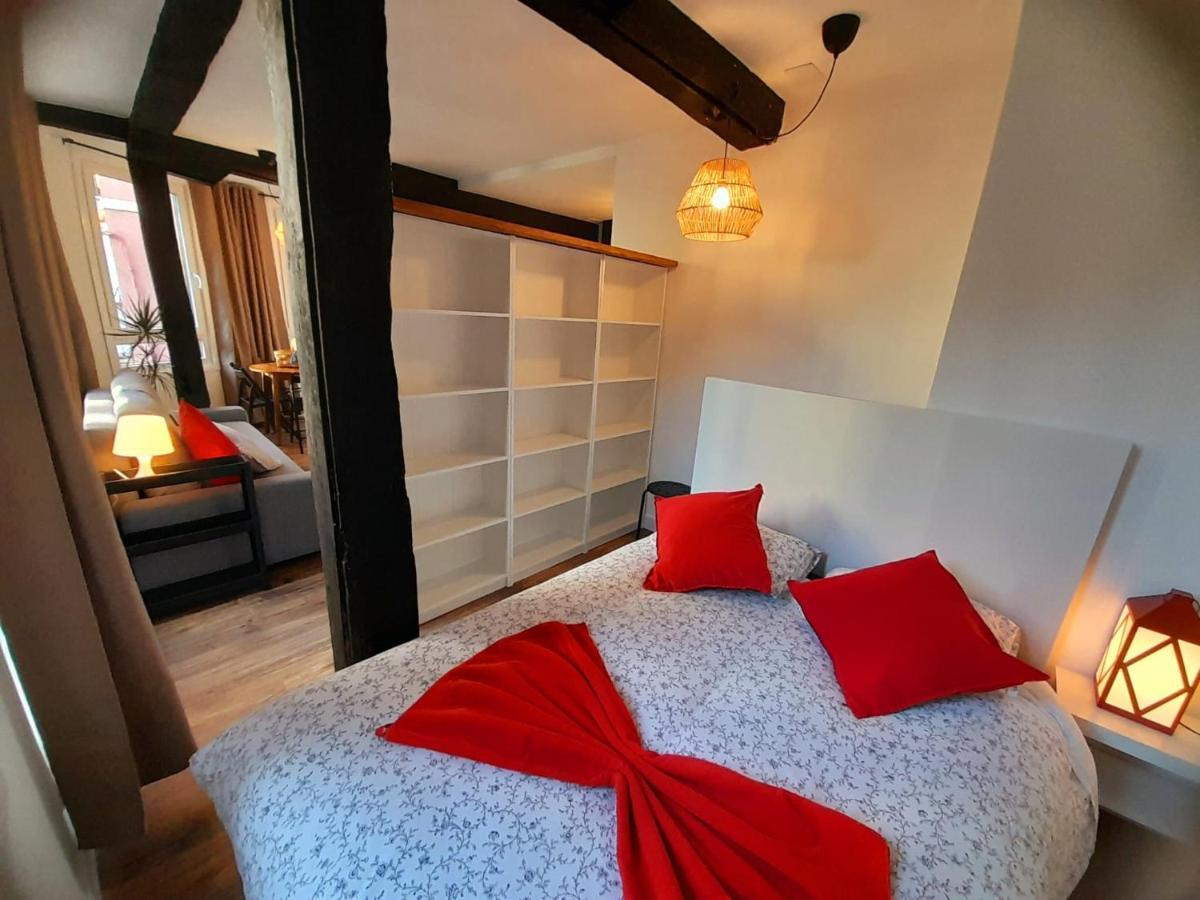 Andra Mari Apartamentu Turistikoak Bermeo Exterior photo