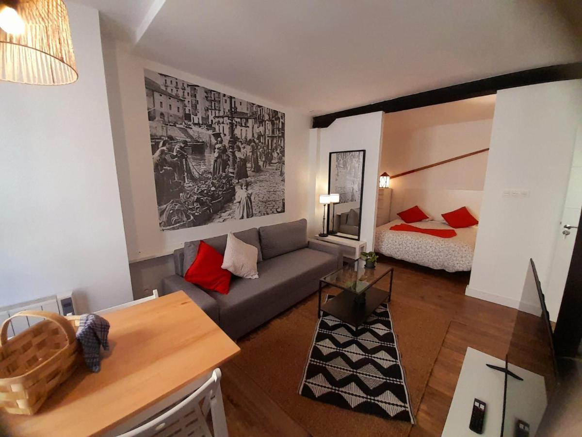 Andra Mari Apartamentu Turistikoak Bermeo Exterior photo
