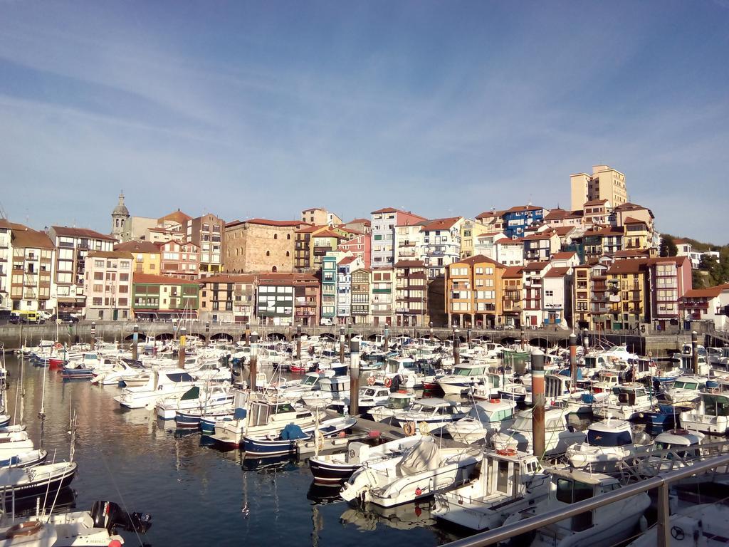 Andra Mari Apartamentu Turistikoak Bermeo Exterior photo