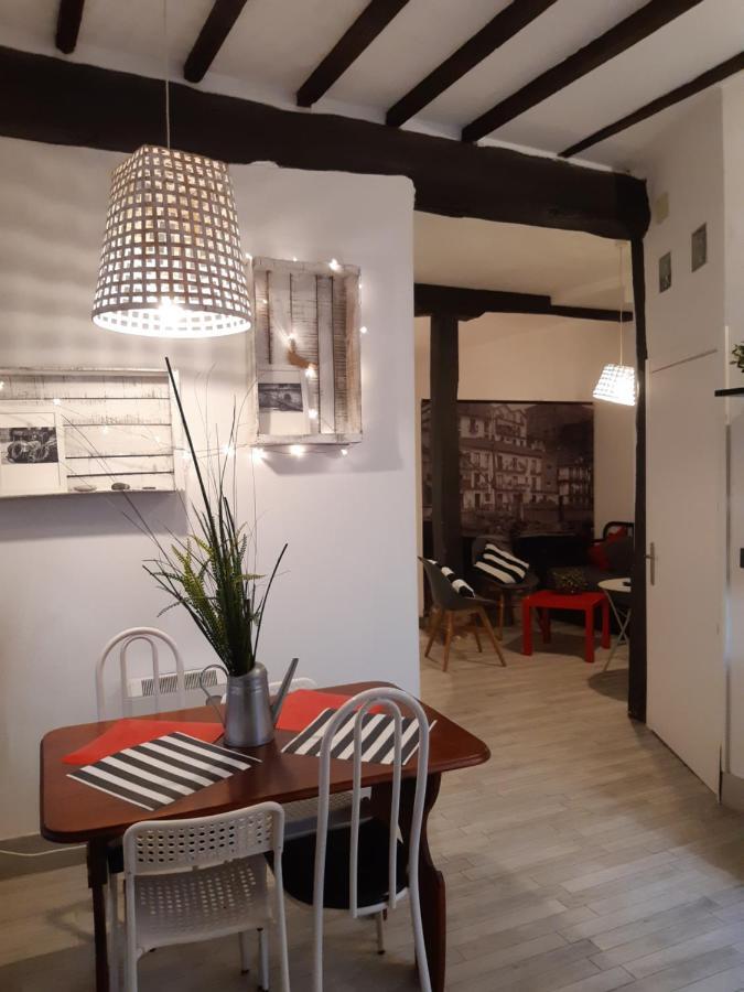 Andra Mari Apartamentu Turistikoak Bermeo Exterior photo