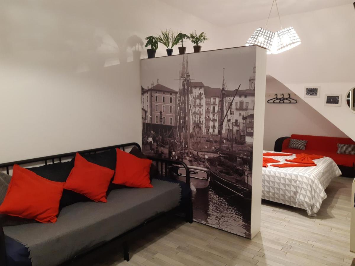 Andra Mari Apartamentu Turistikoak Bermeo Exterior photo